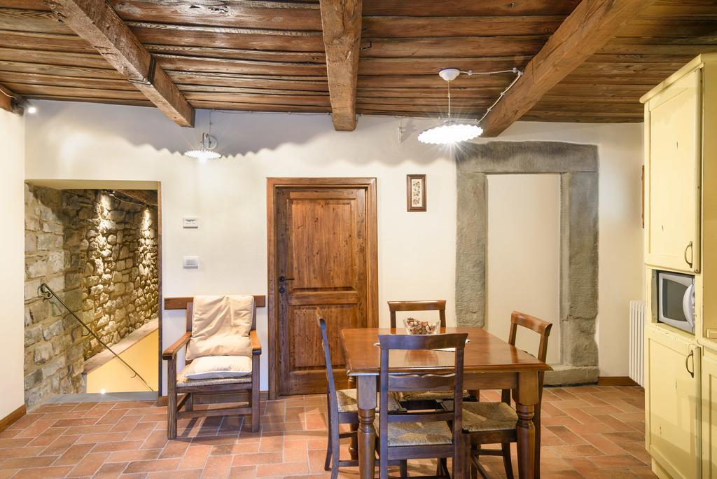 Il Borgo Dei Corsi - Charming Holiday Apartments Ortignano Raggiolo Exteriör bild