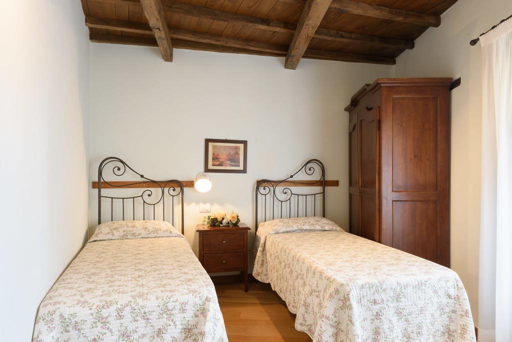 Il Borgo Dei Corsi - Charming Holiday Apartments Ortignano Raggiolo Exteriör bild