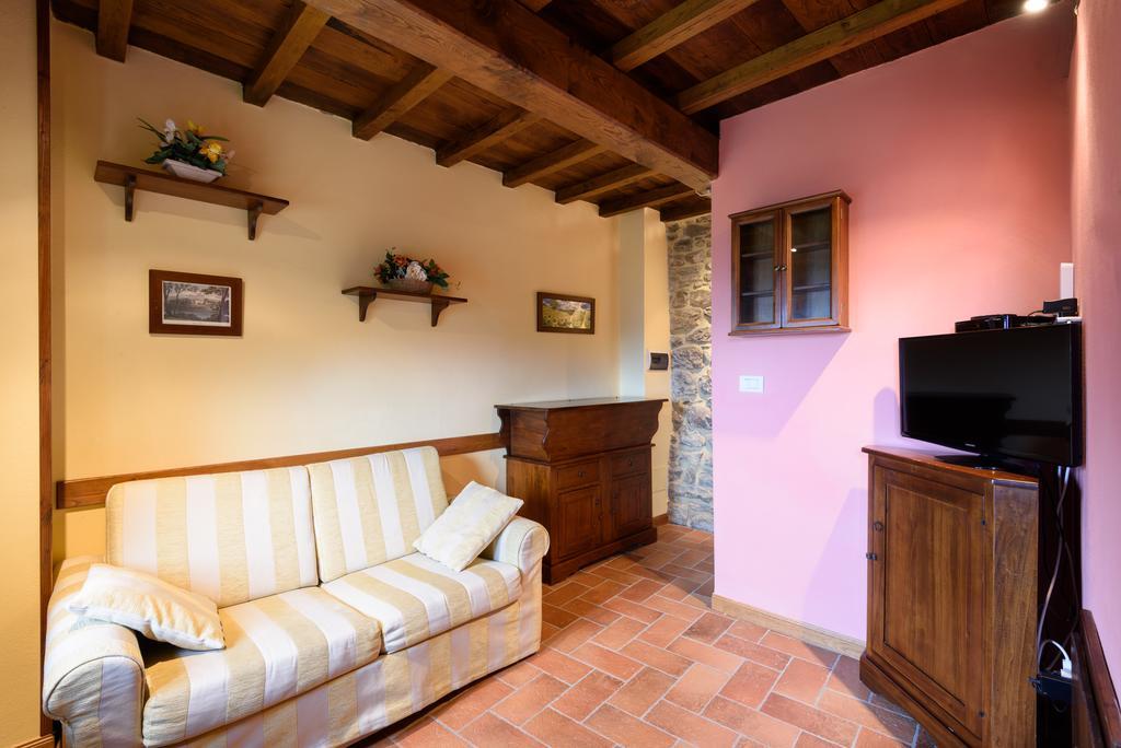 Il Borgo Dei Corsi - Charming Holiday Apartments Ortignano Raggiolo Exteriör bild